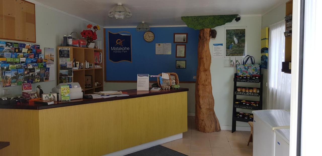 Matakohe Holiday Park Экстерьер фото